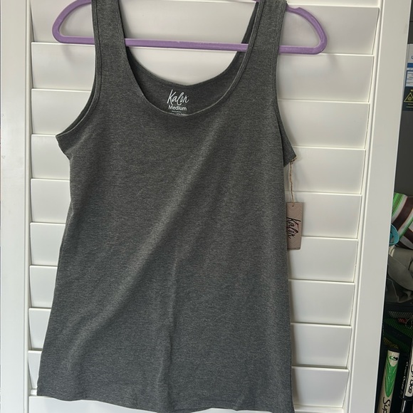 Grey tank - Picture 1 of 4